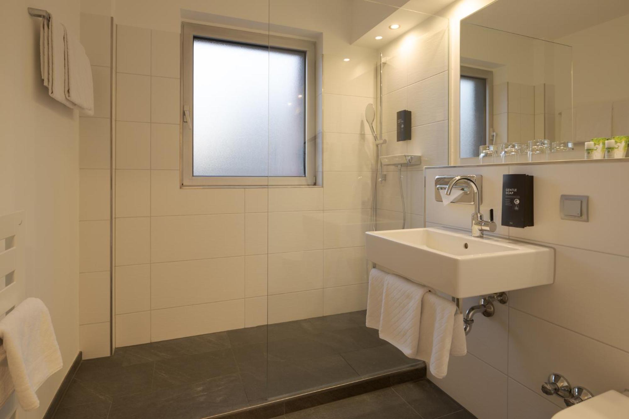 Hotel Turm 4*